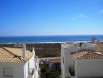 Lagos / M. Praia: geschakelde villa  aan stra